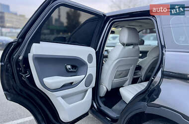 Позашляховик / Кросовер Land Rover Range Rover Evoque 2013 в  фото 21 Позашляховик / Кросовер Land Rover Range Rover Evoque 2013 в