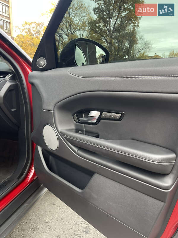 Внедорожник / Кроссовер Land Rover Range Rover Evoque 2018 в Чернигове фото 30 Внедорожник / Кроссовер Land Rover Range Rover Evoque 2018 в Чернигове