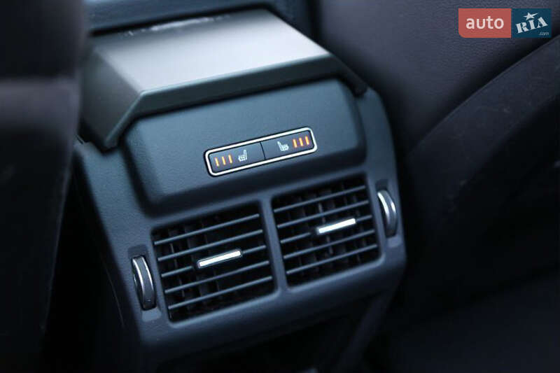 Внедорожник / Кроссовер Land Rover Range Rover Evoque 2016 в Киеве фото 6 Внедорожник / Кроссовер Land Rover Range Rover Evoque 2016 в Киеве