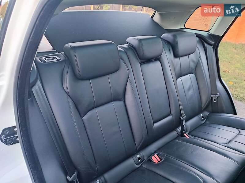 Внедорожник / Кроссовер Land Rover Range Rover Evoque 2016 в Киеве фото 34 Внедорожник / Кроссовер Land Rover Range Rover Evoque 2016 в Киеве