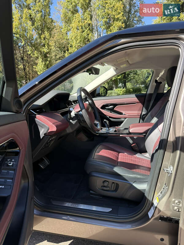 Позашляховик / Кросовер Land Rover Range Rover Evoque 2019 в Києві фото 7 Позашляховик / Кросовер Land Rover Range Rover Evoque 2019 в Києві