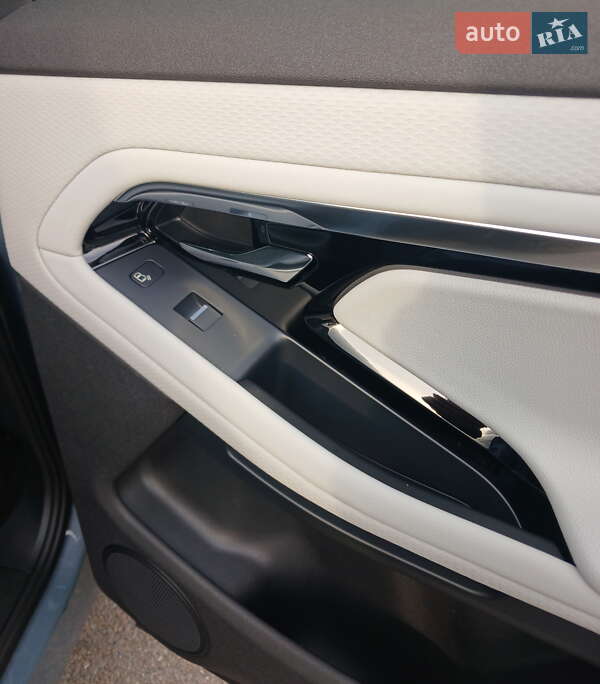 Внедорожник / Кроссовер Land Rover Range Rover Evoque 2020 в Киеве фото 49 Внедорожник / Кроссовер Land Rover Range Rover Evoque 2020 в Киеве