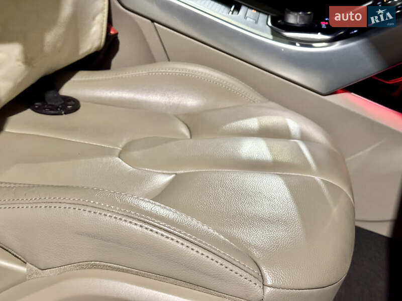 Позашляховик / Кросовер Land Rover Range Rover Evoque 2013 в Києві