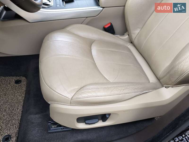 Внедорожник / Кроссовер Land Rover Range Rover Evoque 2017 в Кривом Роге фото 6 Внедорожник / Кроссовер Land Rover Range Rover Evoque 2017 в Кривом Роге