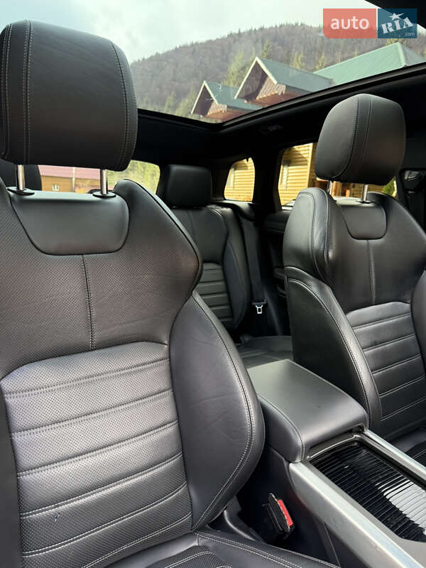 Внедорожник / Кроссовер Land Rover Range Rover Evoque 2016 в Межгорье фото 10 Внедорожник / Кроссовер Land Rover Range Rover Evoque 2016 в Межгорье