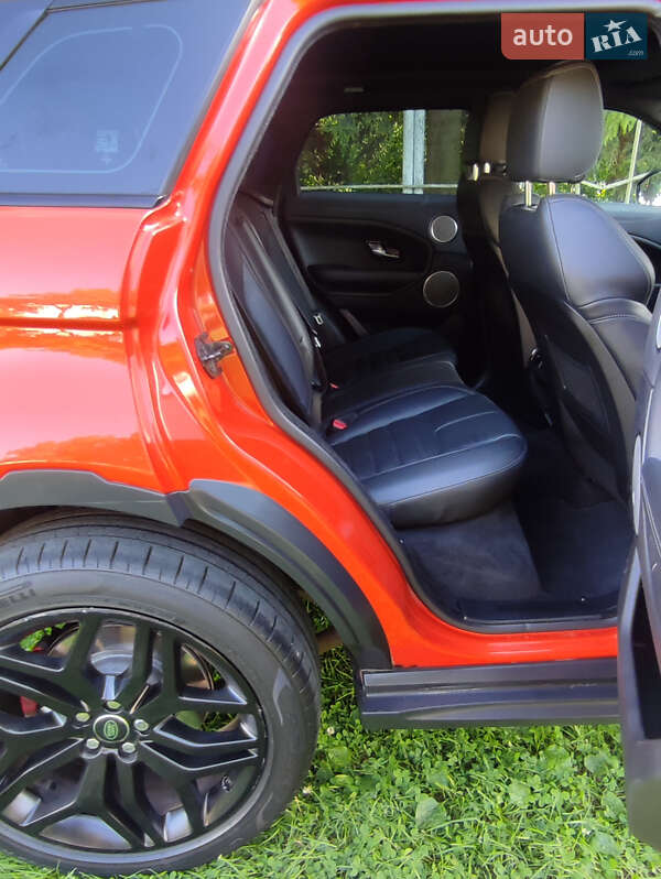 Позашляховик / Кросовер Land Rover Range Rover Evoque 2017 в Млиніві