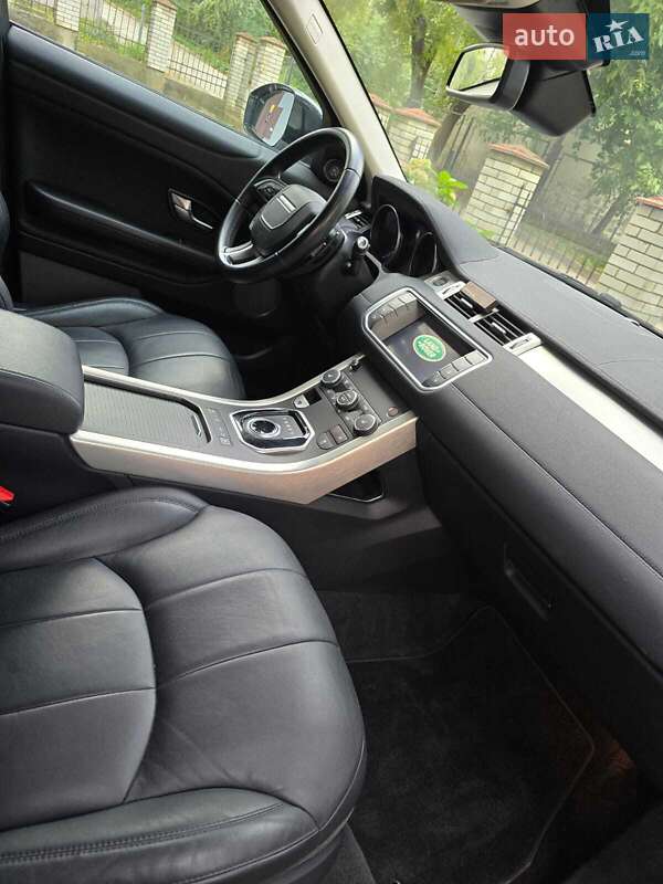 Внедорожник / Кроссовер Land Rover Range Rover Evoque 2016 в Черновцах