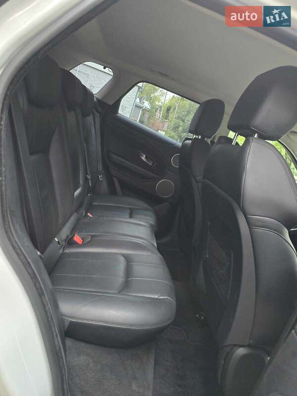 Внедорожник / Кроссовер Land Rover Range Rover Evoque 2016 в Черновцах