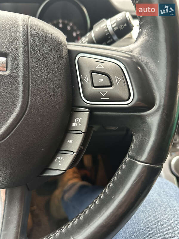 Позашляховик / Кросовер Land Rover Range Rover Evoque 2016 в Рівному фото 20 Позашляховик / Кросовер Land Rover Range Rover Evoque 2016 в Рівному