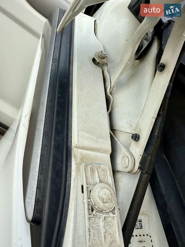 Позашляховик / Кросовер Land Rover Range Rover Evoque 2017 в Києві фото 15 Позашляховик / Кросовер Land Rover Range Rover Evoque 2017 в Києві