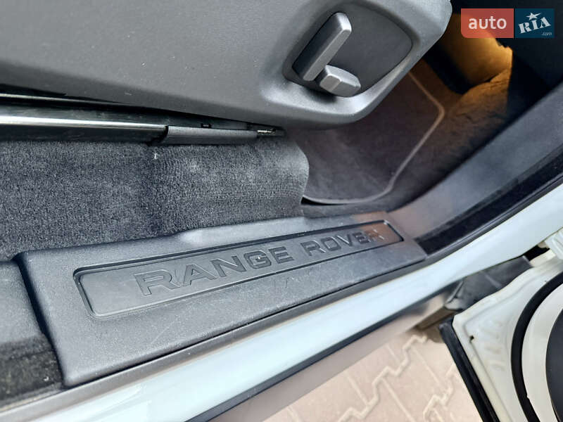 Позашляховик / Кросовер Land Rover Range Rover Evoque 2017 в Києві фото 81 Позашляховик / Кросовер Land Rover Range Rover Evoque 2017 в Києві