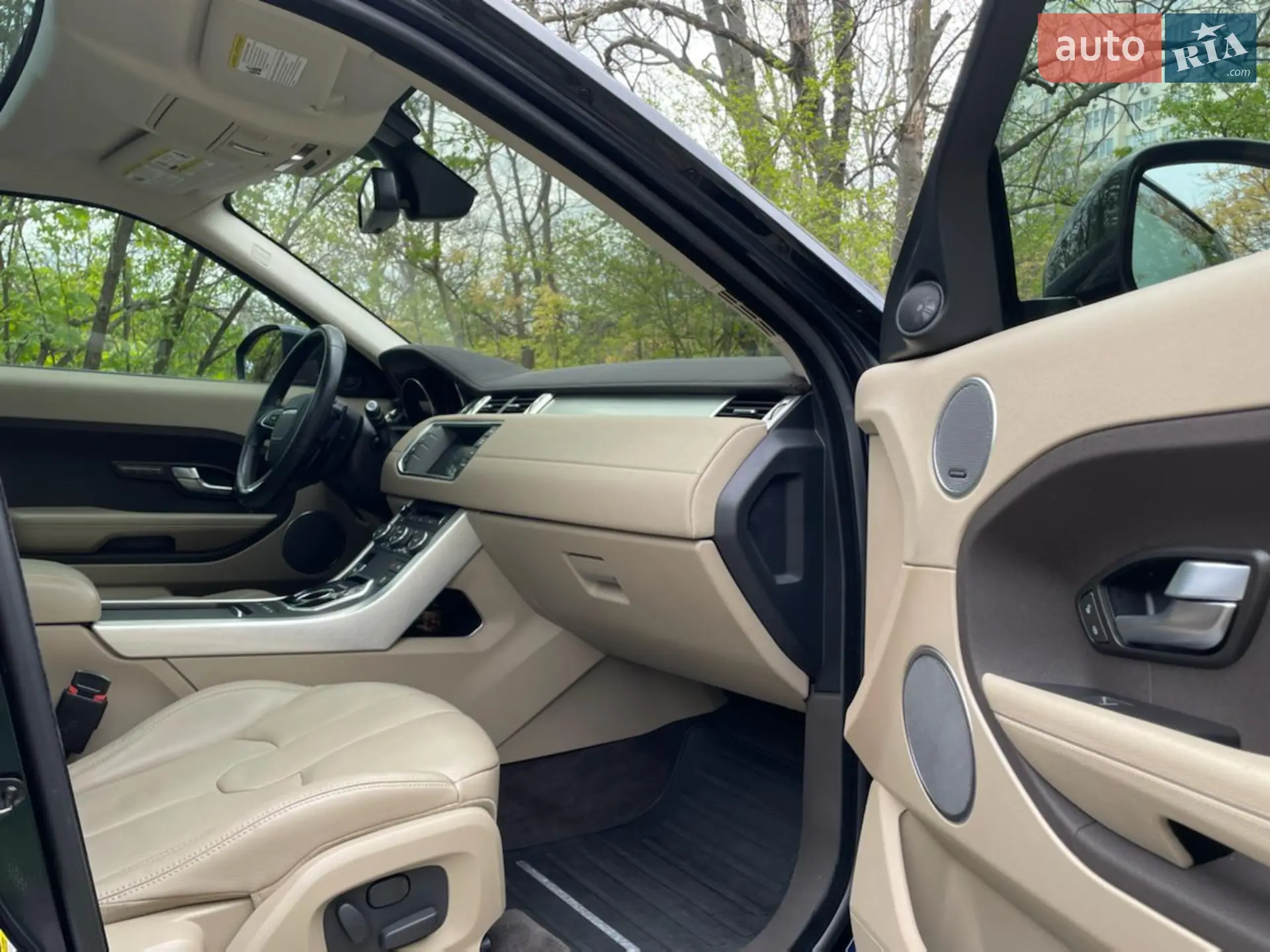 2015 Land Rover Range Rover Evoque - мініатюра 16