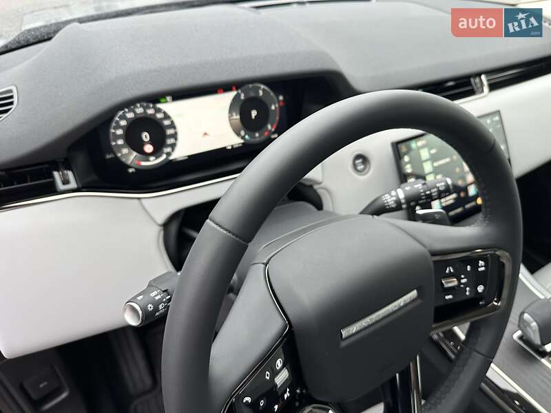 Внедорожник / Кроссовер Land Rover Range Rover Evoque 2024 в Киеве