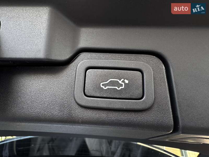 Внедорожник / Кроссовер Land Rover Range Rover Evoque 2018 в Одессе