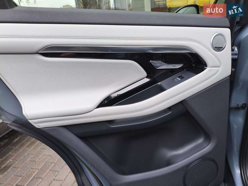 Позашляховик / Кросовер Land Rover Range Rover Evoque 2022 в Києві