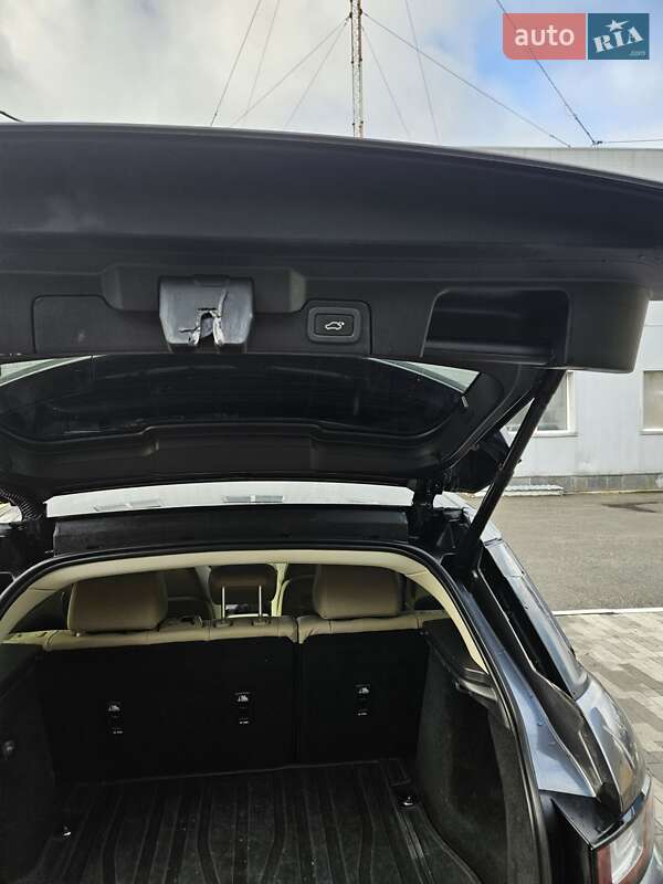 Позашляховик / Кросовер Land Rover Range Rover Evoque 2016 в Києві