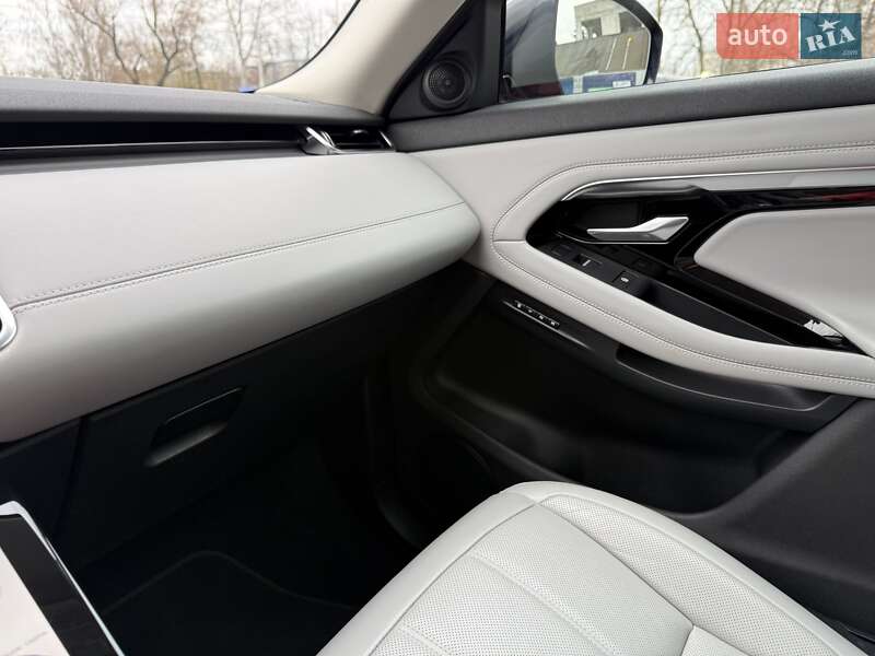 Внедорожник / Кроссовер Land Rover Range Rover Evoque 2020 в Киеве