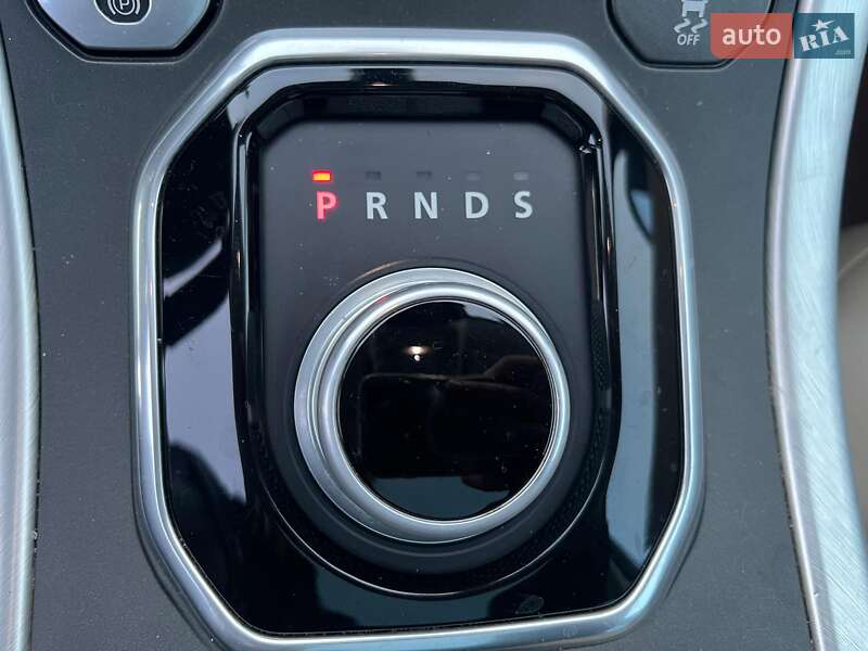 Внедорожник / Кроссовер Land Rover Range Rover Evoque 2016 в Львове