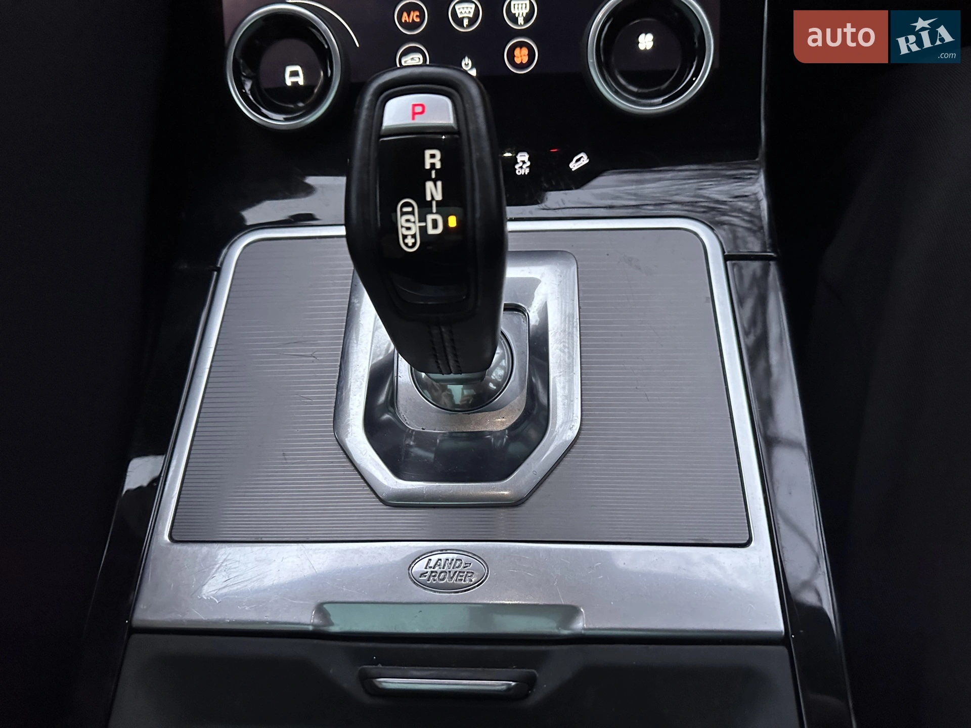 2019 Land Rover Range Rover Evoque - мініатюра 39