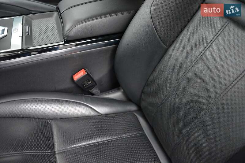 Внедорожник / Кроссовер Land Rover Range Rover Evoque 2020 в Киеве