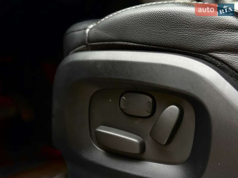 Внедорожник / Кроссовер Land Rover Range Rover Evoque 2013 в Одессе фото 45 Внедорожник / Кроссовер Land Rover Range Rover Evoque 2013 в Одессе