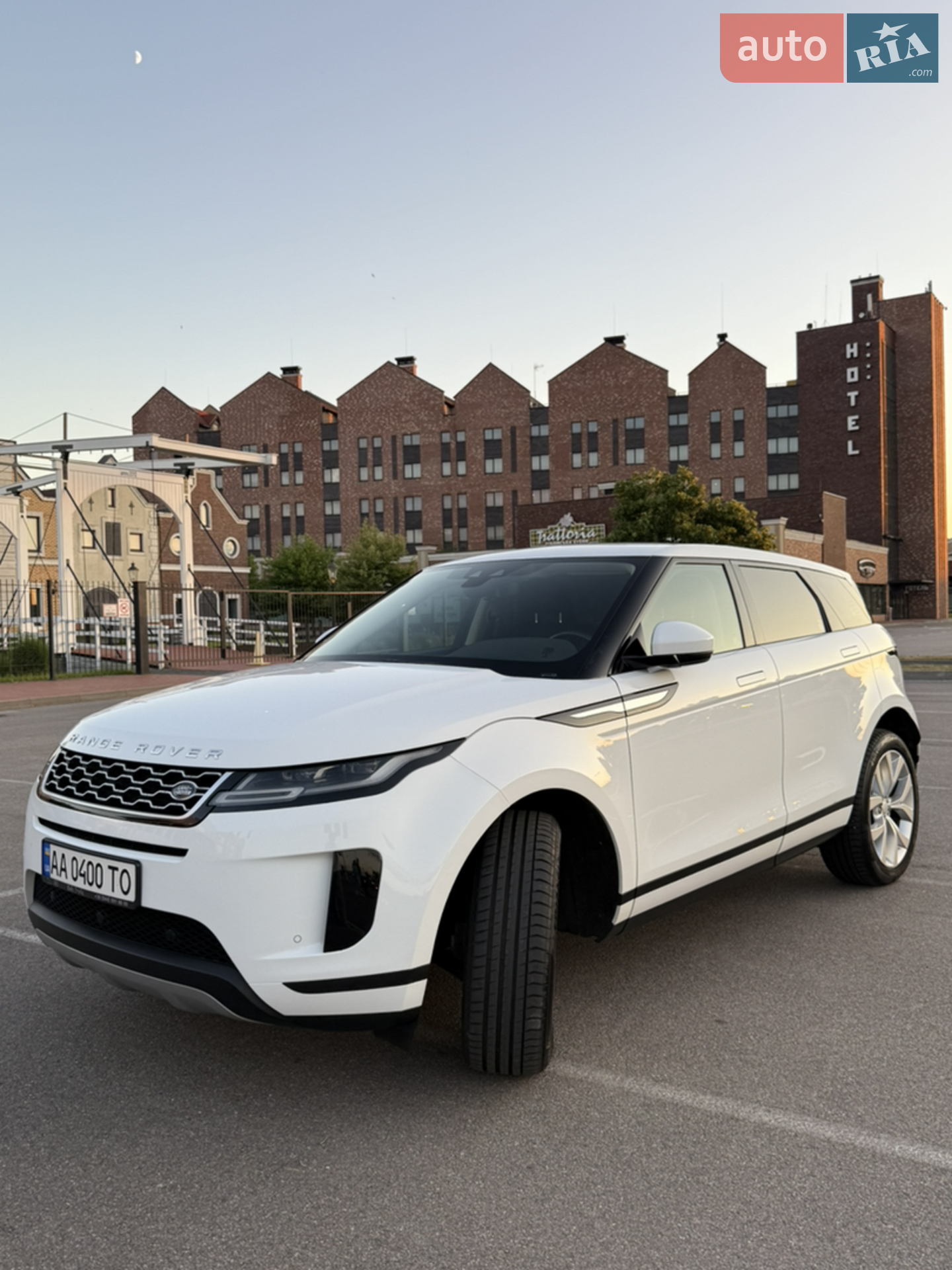 2019 Land Rover Range Rover Evoque - мініатюра 2