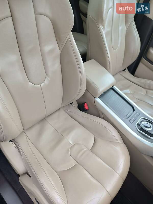 Внедорожник / Кроссовер Land Rover Range Rover Evoque 2014 в Сарнах фото 23 Внедорожник / Кроссовер Land Rover Range Rover Evoque 2014 в Сарнах