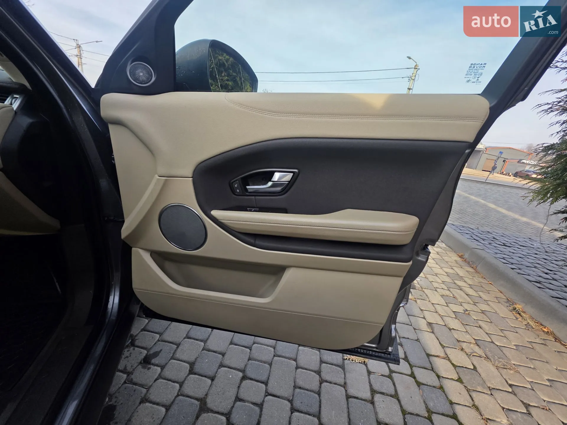 2017 Land Rover Range Rover Evoque - мініатюра 42