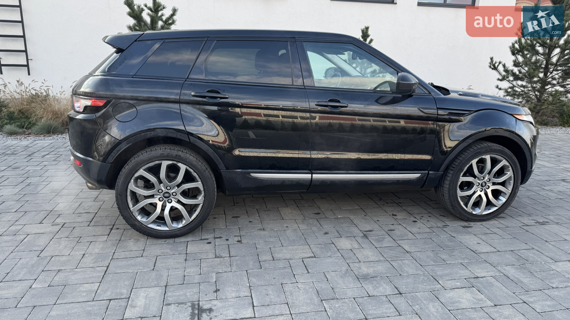 2015 Land Rover Range Rover Evoque - мініатюра 27