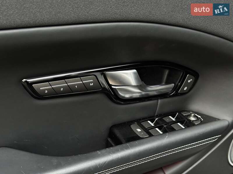 Позашляховик / Кросовер Land Rover Range Rover Evoque 2017 в Києві