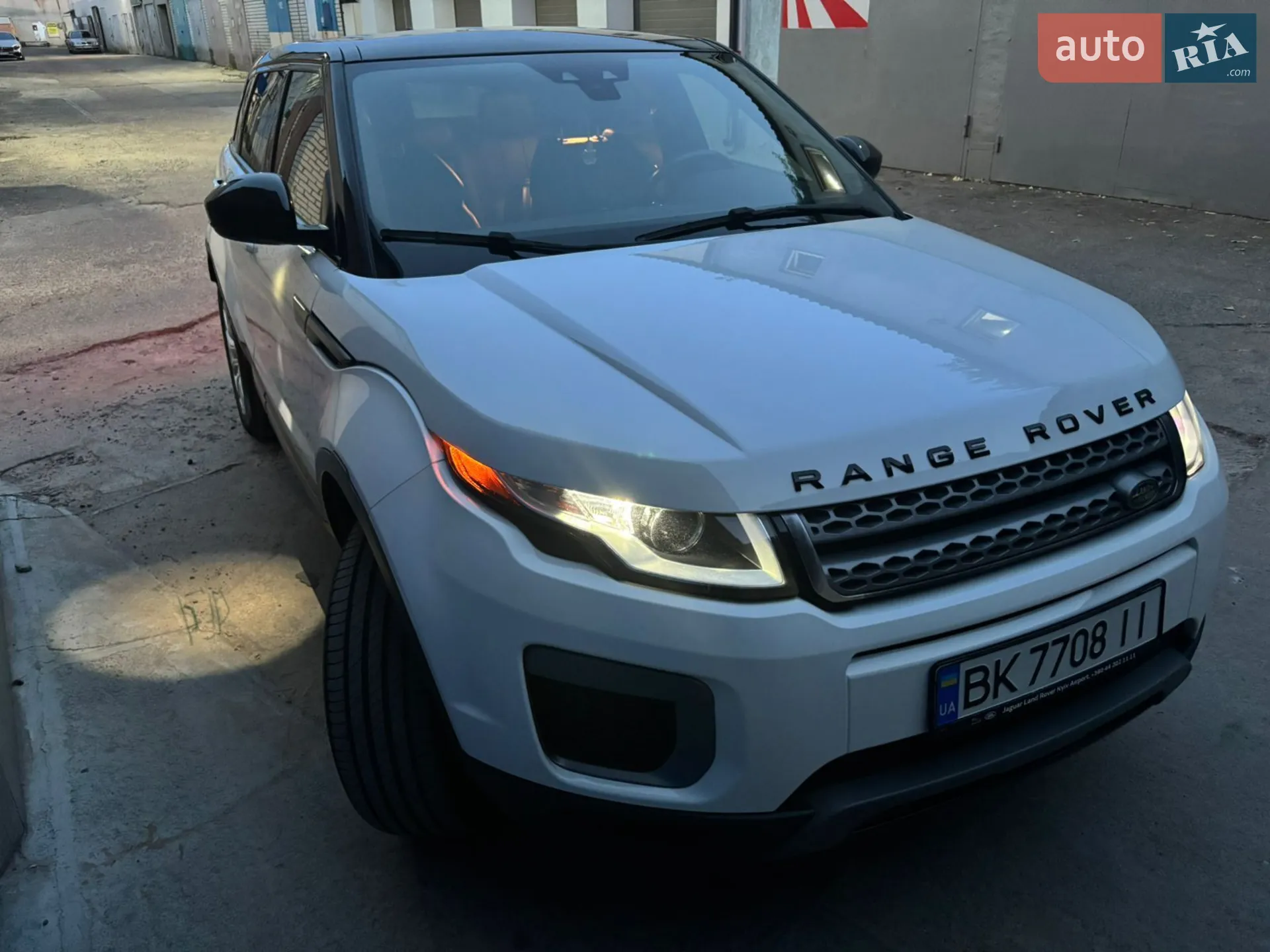 2016 Land Rover Range Rover Evoque - мініатюра 34