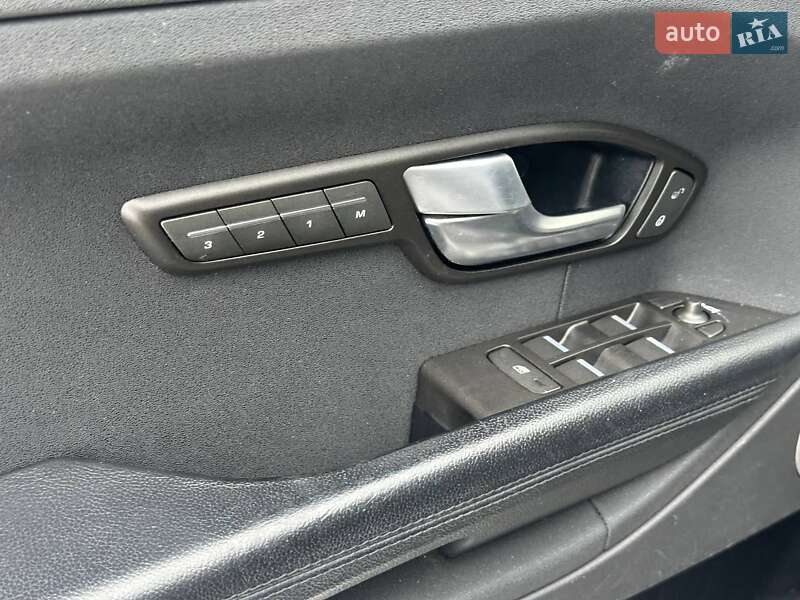Позашляховик / Кросовер Land Rover Range Rover Evoque 2015 в Луцьку