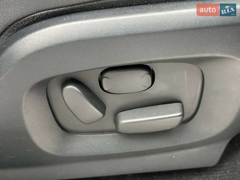 Позашляховик / Кросовер Land Rover Range Rover Evoque 2015 в Луцьку