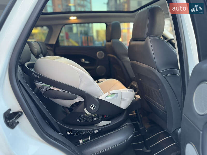 Внедорожник / Кроссовер Land Rover Range Rover Evoque 2017 в Ивано-Франковске