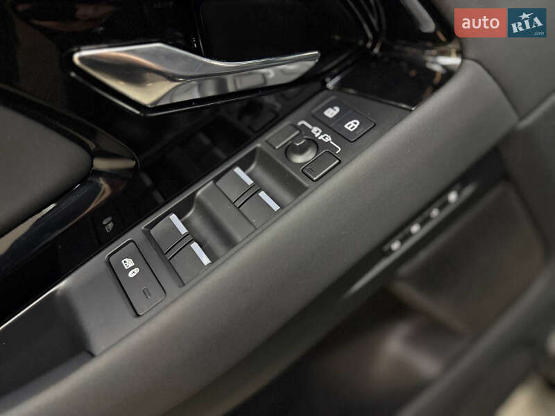 Внедорожник / Кроссовер Land Rover Range Rover Evoque 2024 в Киеве