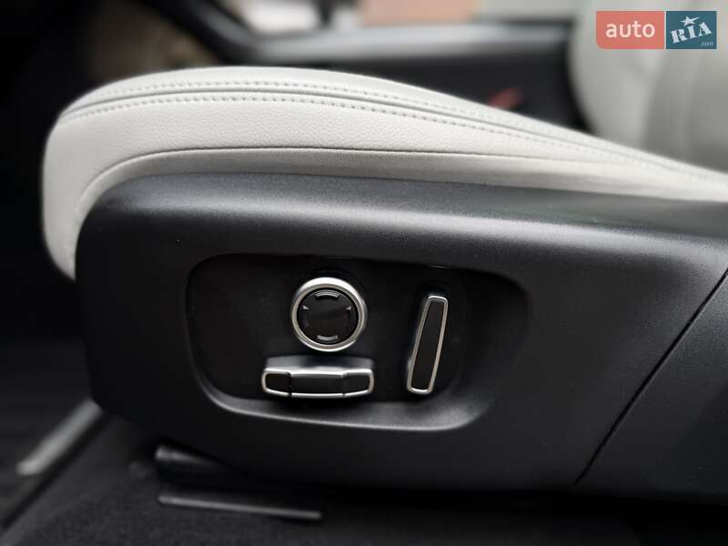 Внедорожник / Кроссовер Land Rover Range Rover Evoque 2021 в Одессе