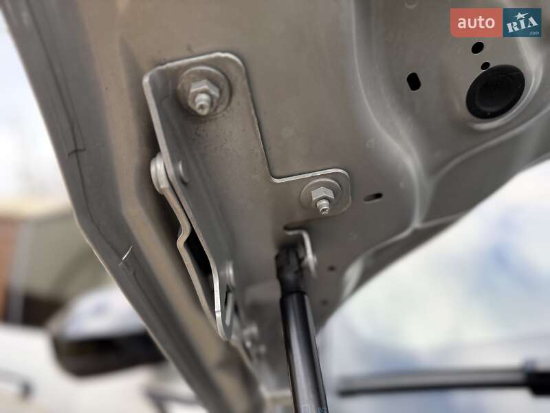 Внедорожник / Кроссовер Land Rover Range Rover Evoque 2021 в Одессе