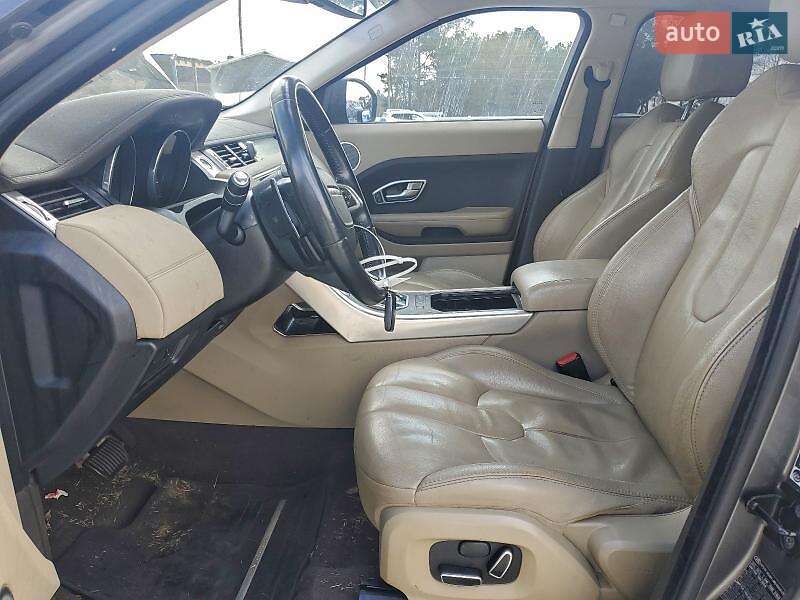 Внедорожник / Кроссовер Land Rover Range Rover Evoque 2015 в Львове