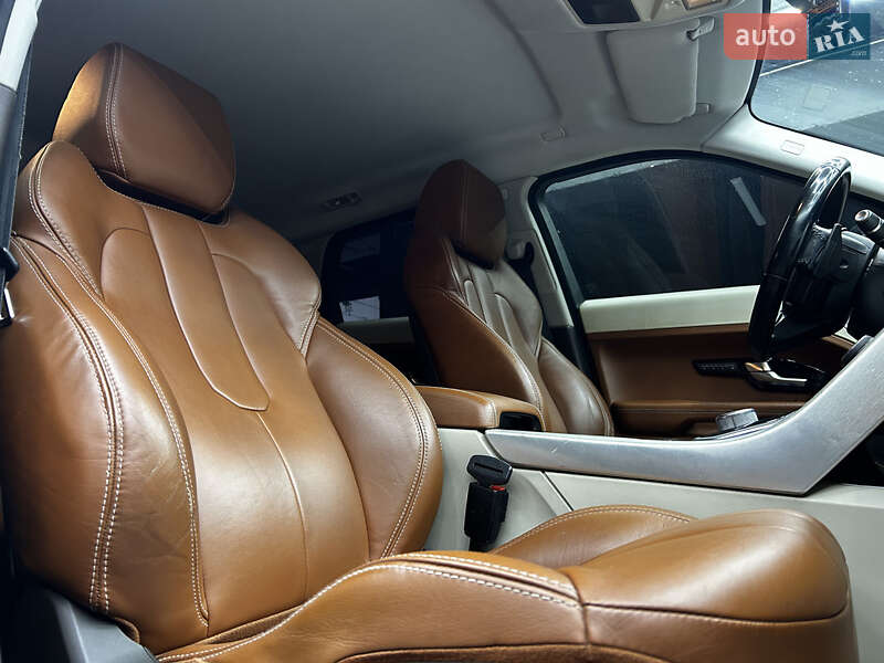 Внедорожник / Кроссовер Land Rover Range Rover Evoque 2012 в Черновцах