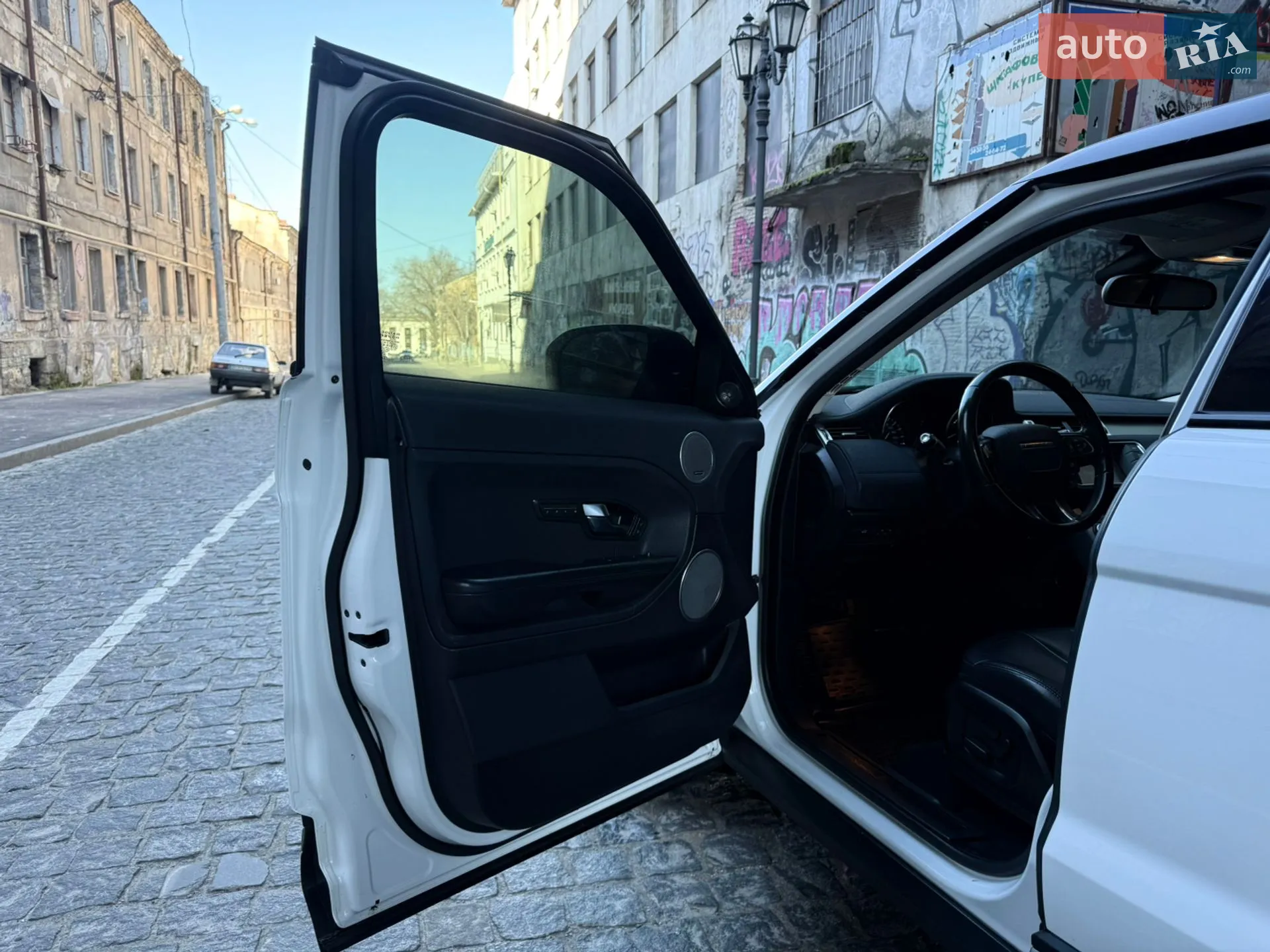 2011 Land Rover Range Rover Evoque - мініатюра 32