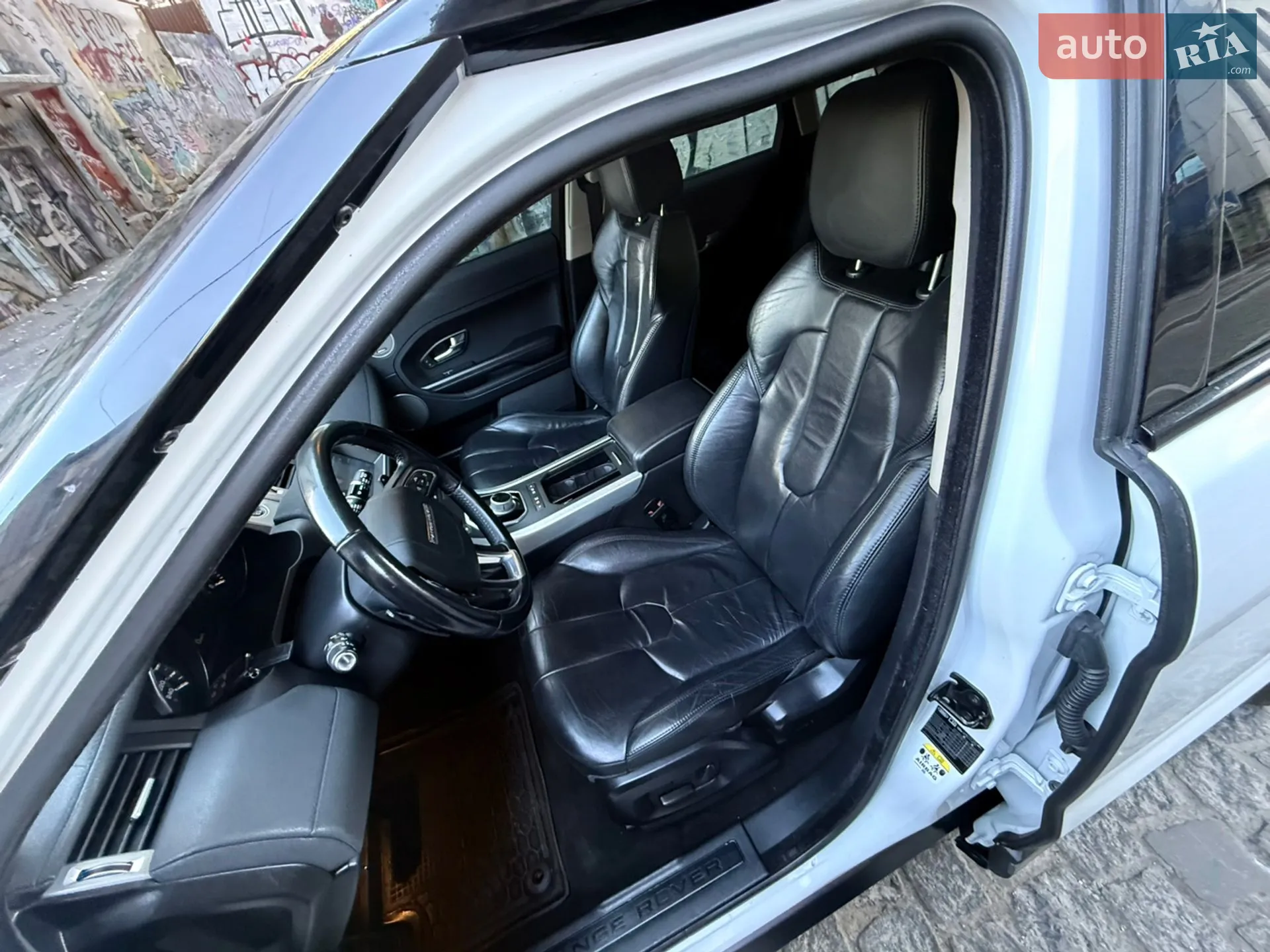 2011 Land Rover Range Rover Evoque - мініатюра 39