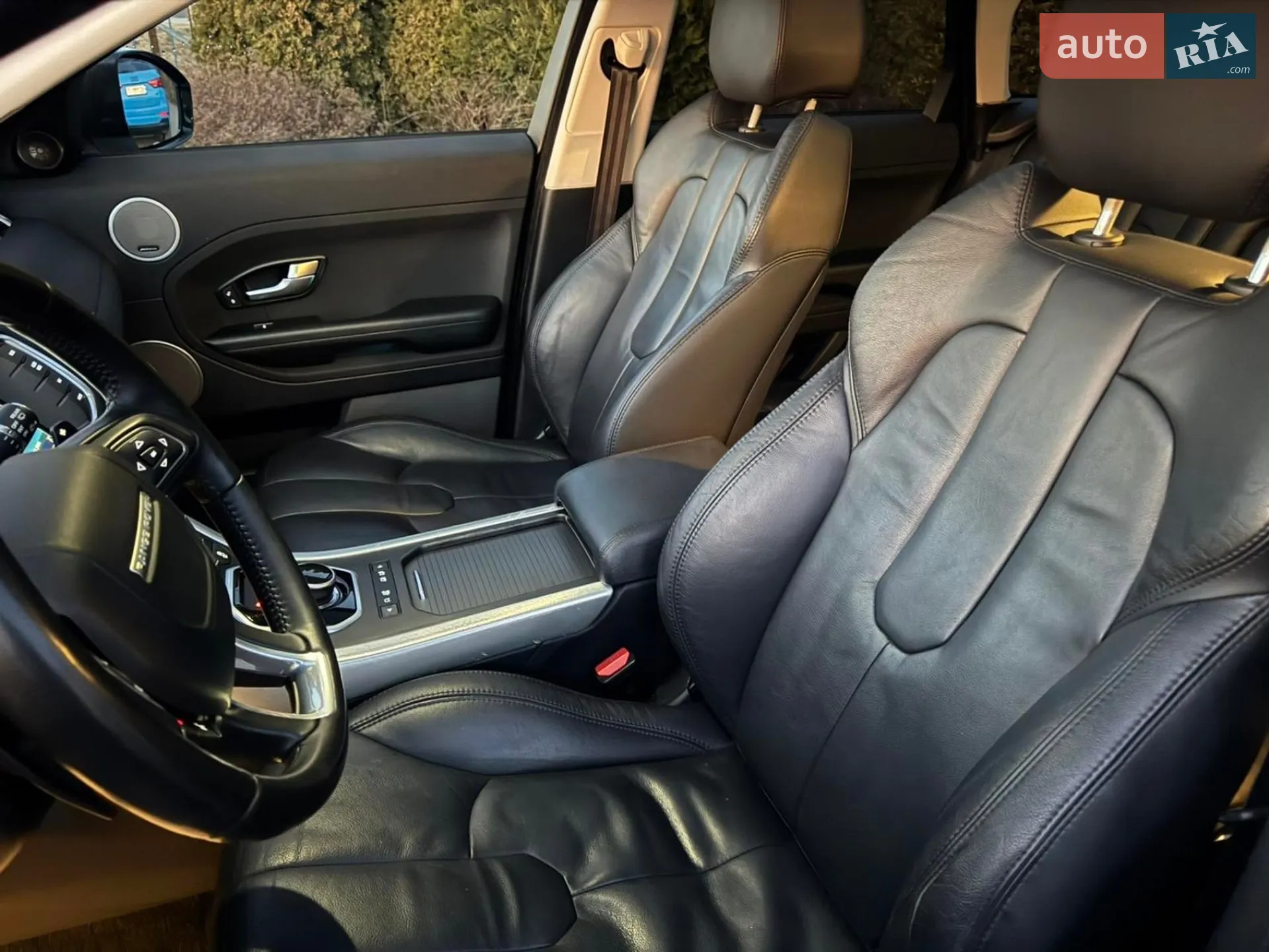 2014 Land Rover Range Rover Evoque - мініатюра 31