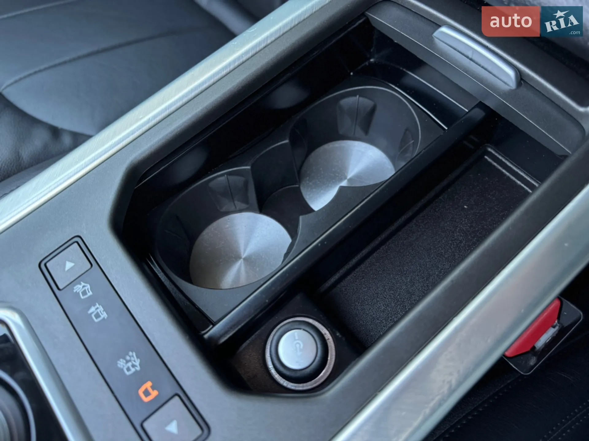 2019 Land Rover Range Rover Evoque - мініатюра 65