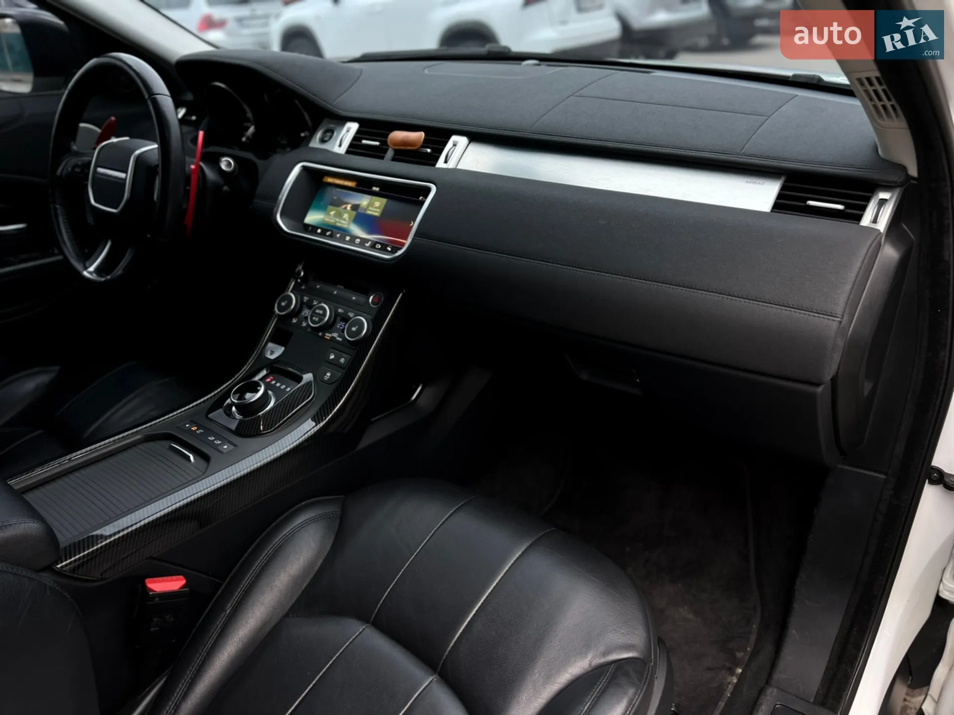 2017 Land Rover Range Rover Evoque - мініатюра 28