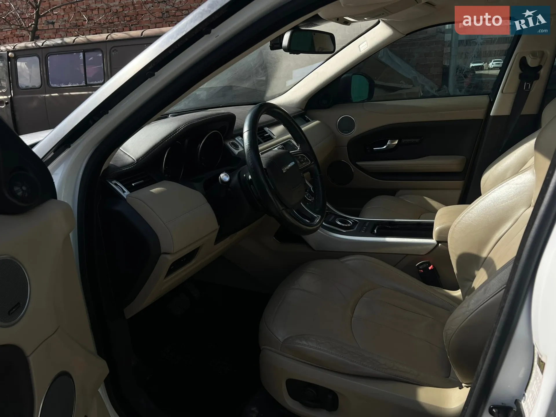 2016 Land Rover Range Rover Evoque - мініатюра 14