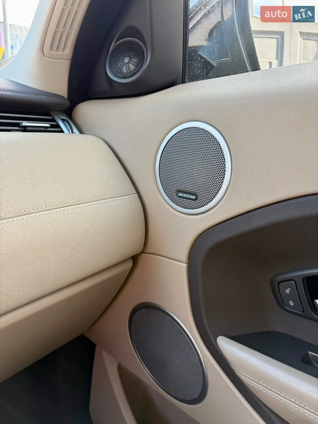 2012 Land Rover Range Rover Evoque - мініатюра 11