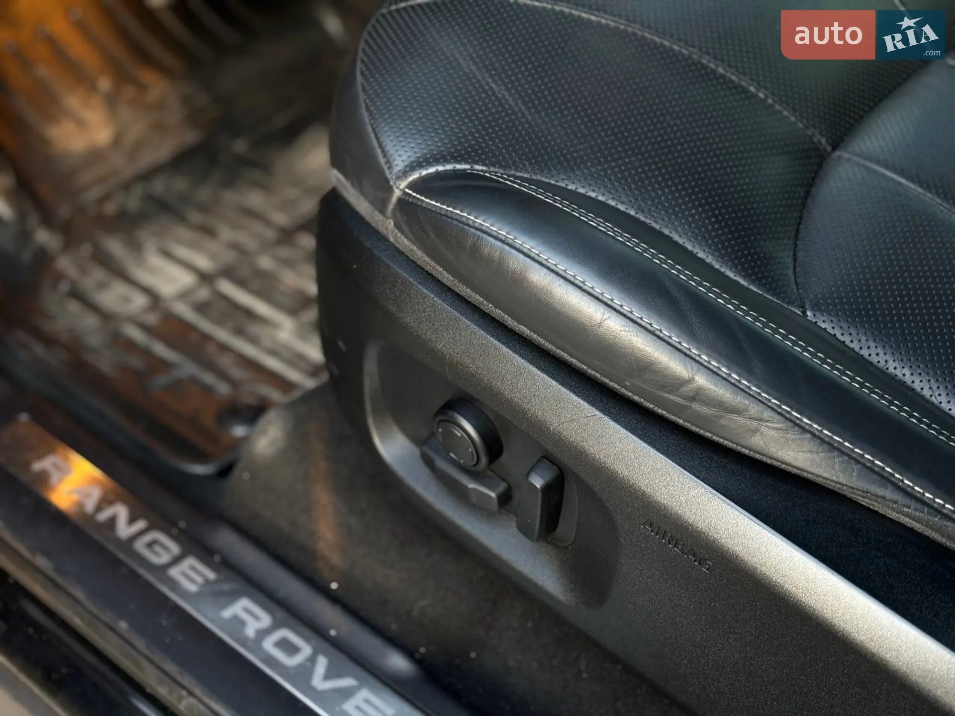 2015 Land Rover Range Rover Evoque - мініатюра 23
