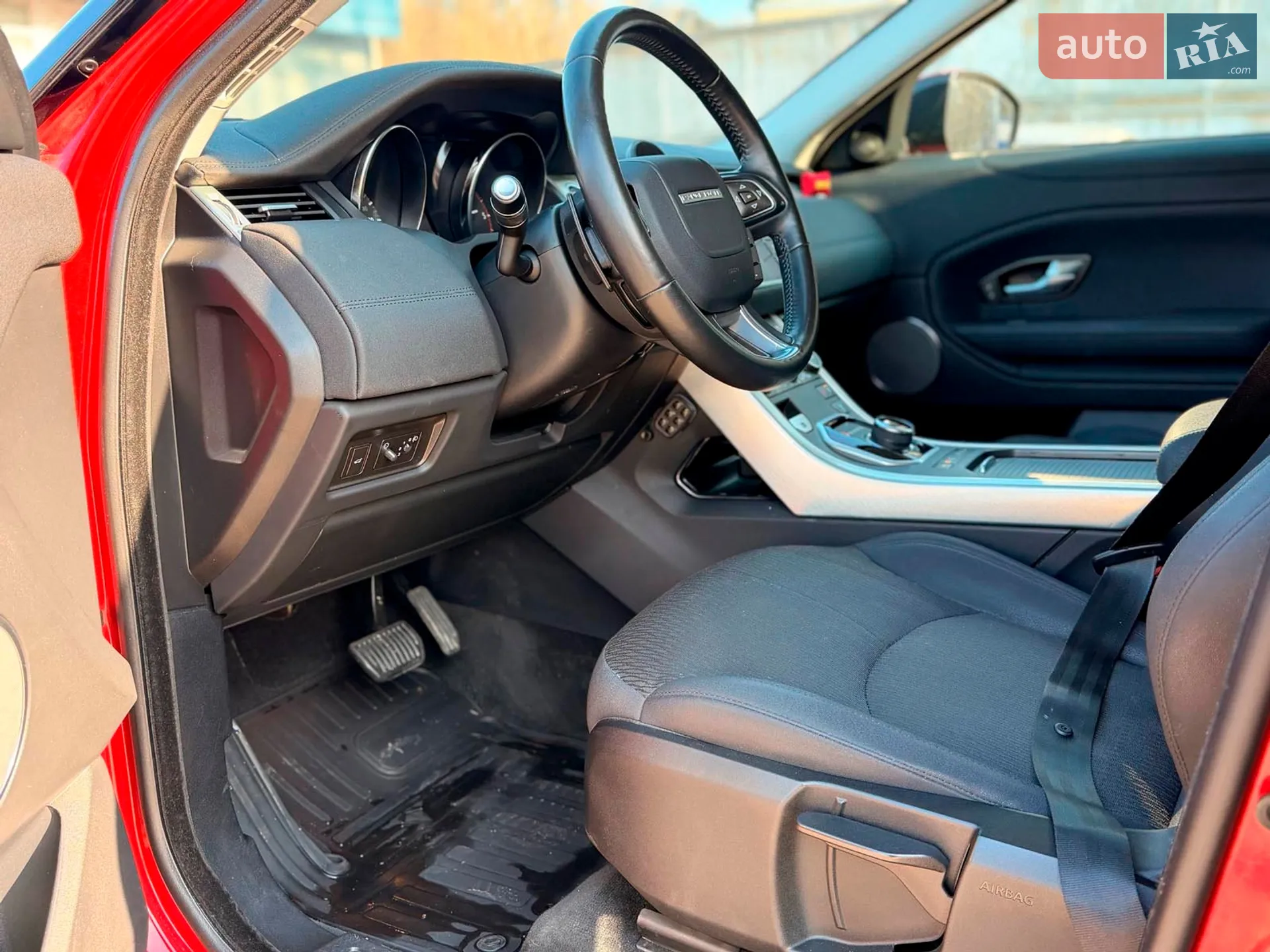 2018 Land Rover Range Rover Evoque - мініатюра 18