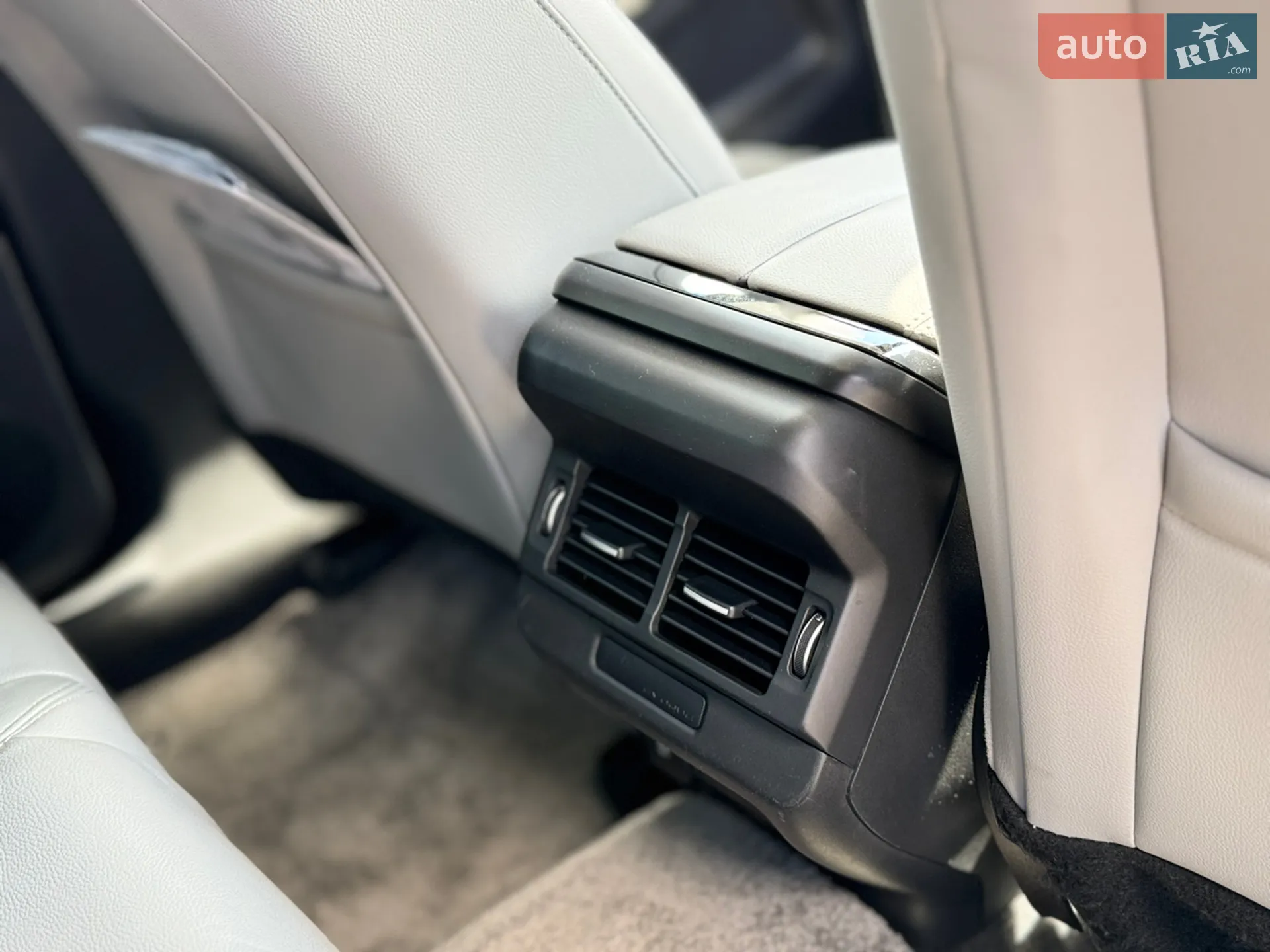 2019 Land Rover Range Rover Evoque - мініатюра 10