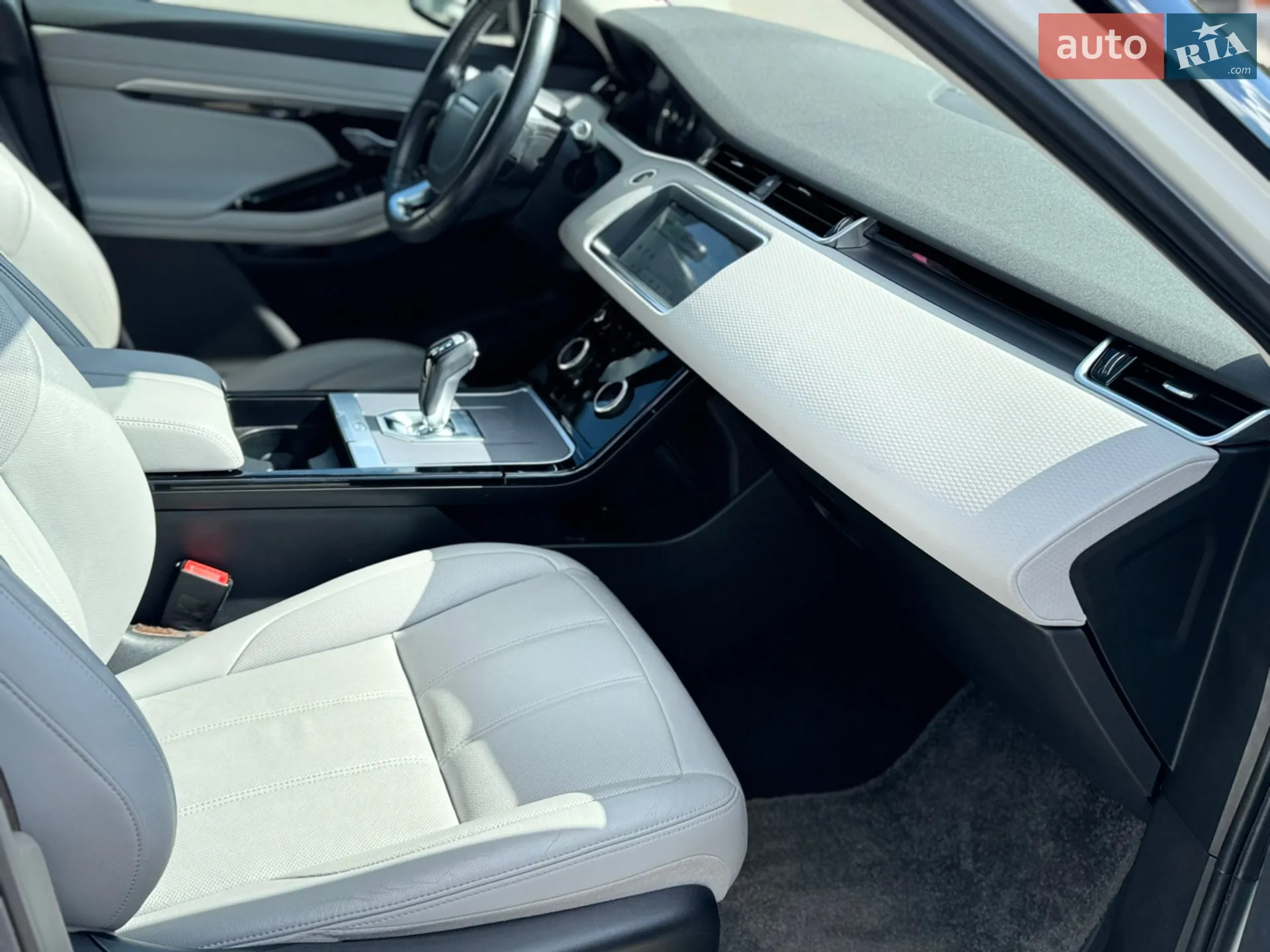 2019 Land Rover Range Rover Evoque - мініатюра 11